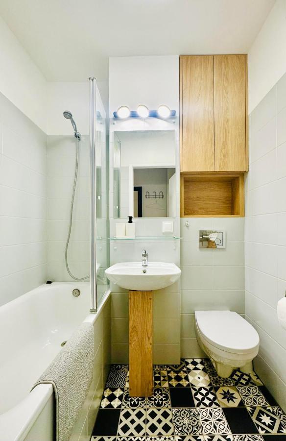 Eastside Warsaw Apartment מראה חיצוני תמונה